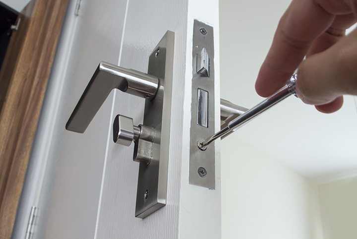 Our local locksmiths are able to repair and install door locks for properties in Bromsgrove and the local area.